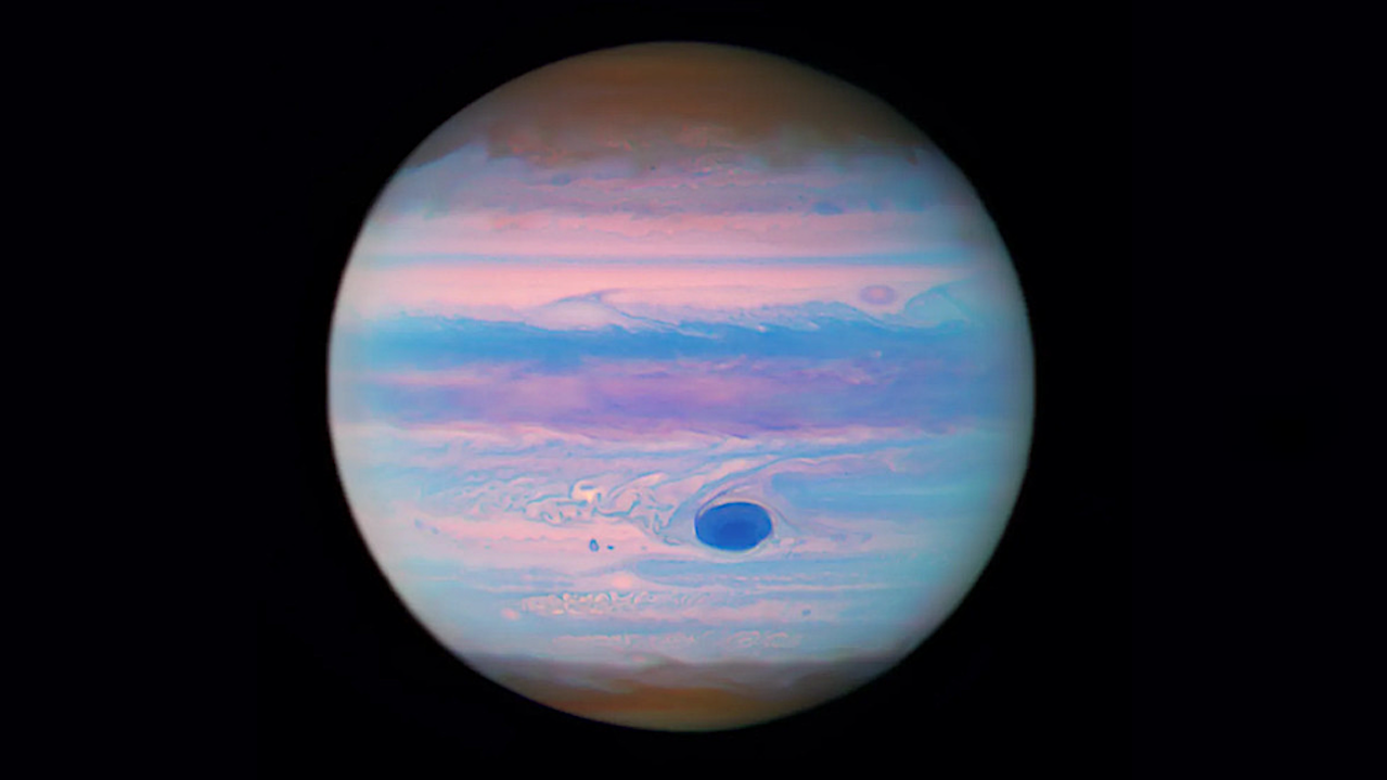 Mapping Water Clouds On Jupiter With Ultraviolet Data From Hubble