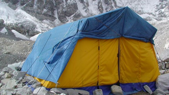 Everest Update 7 April: Scott Parazynski: Everest Base Camp: Settling In