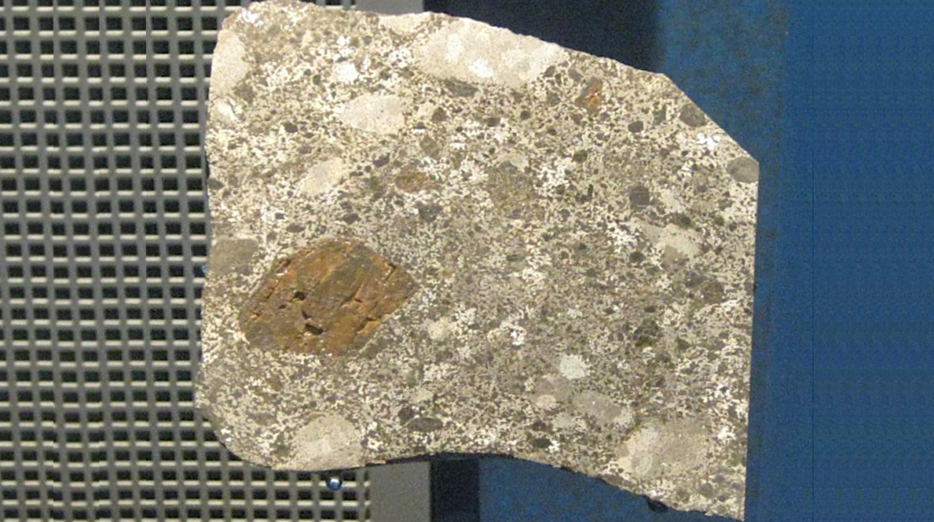 Away Team Idea: New Evidence On The Lost Giant Chinguetti Meteorite