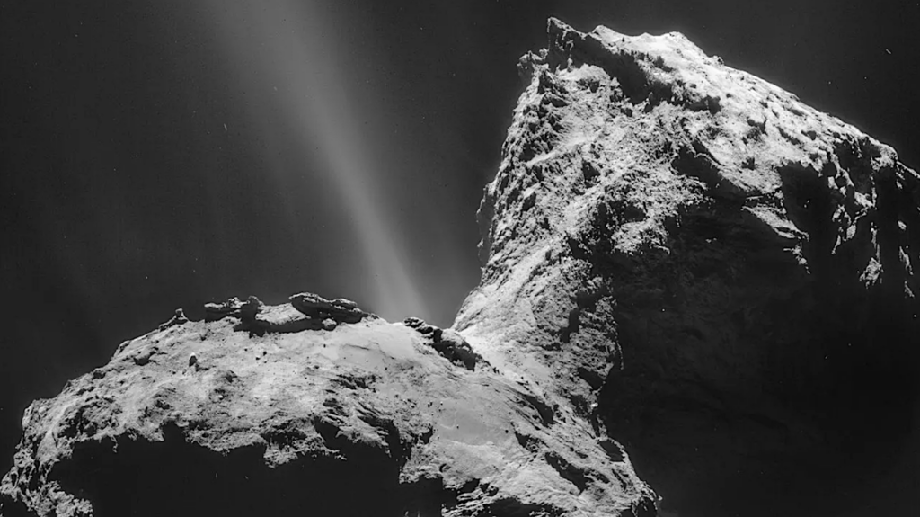 A Link Between The Size And Composition Of Comets