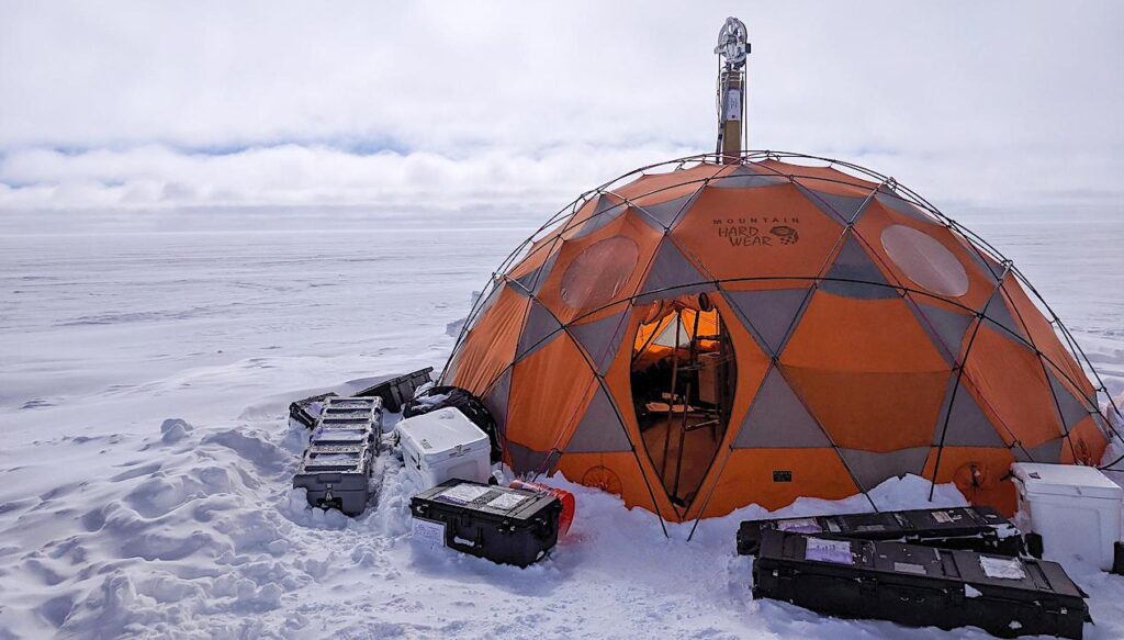 Away Team Field Test Of WATSON Biosignature Tricorder In Greenland