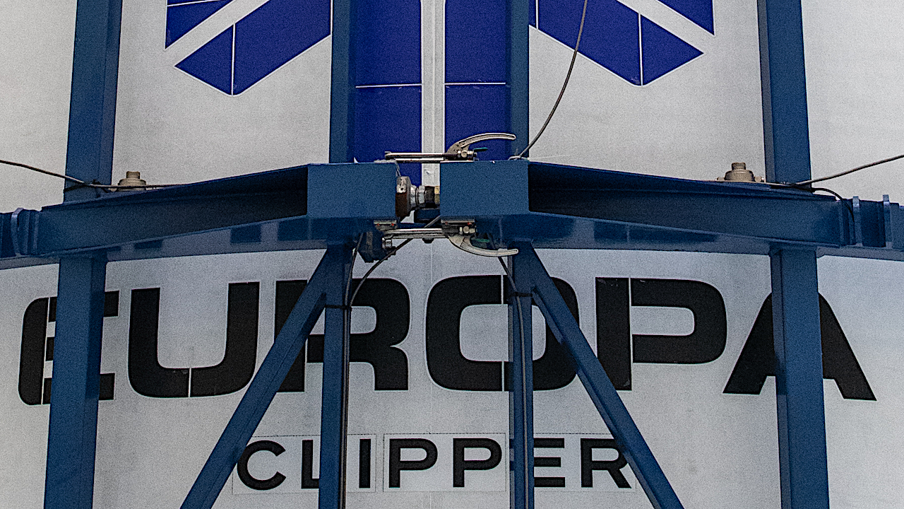 Europa Clipper Secured Ahead of Hurricane Milton