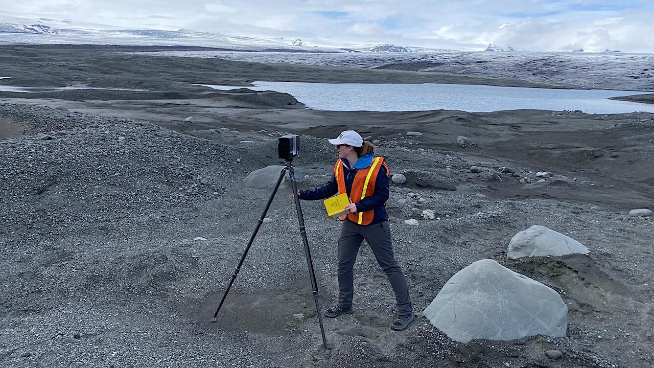 USGS Away Team: A Martian Landscape Right At Home