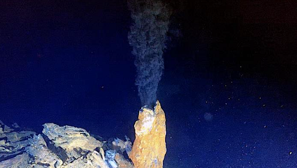 Earth’s Northernmost Seafloor Hydrothermal System Shows Even More Variety In Vent Styles Than Expected