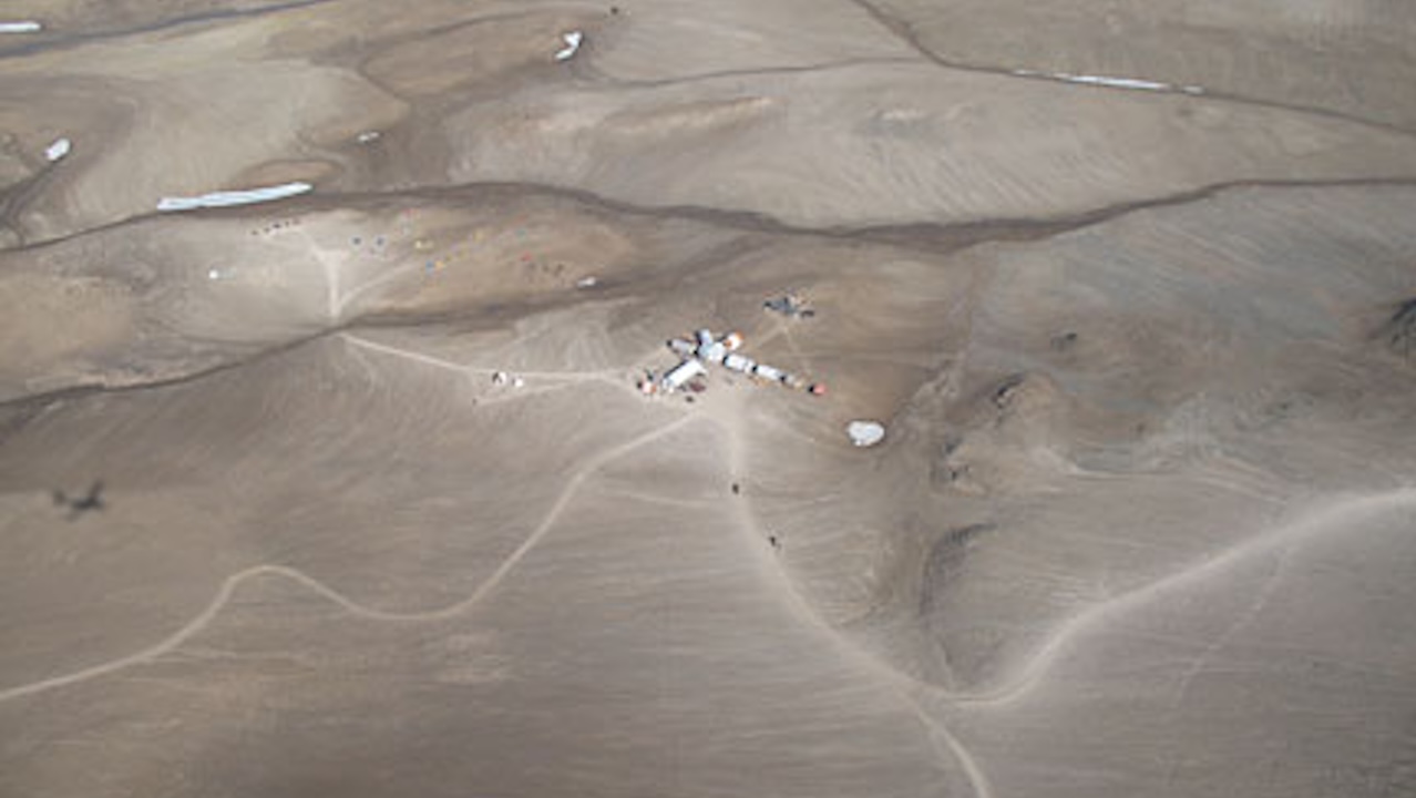 Keith Cowing’s Devon Island Journal – 12 July 2007: Dropping Onto Devon Island