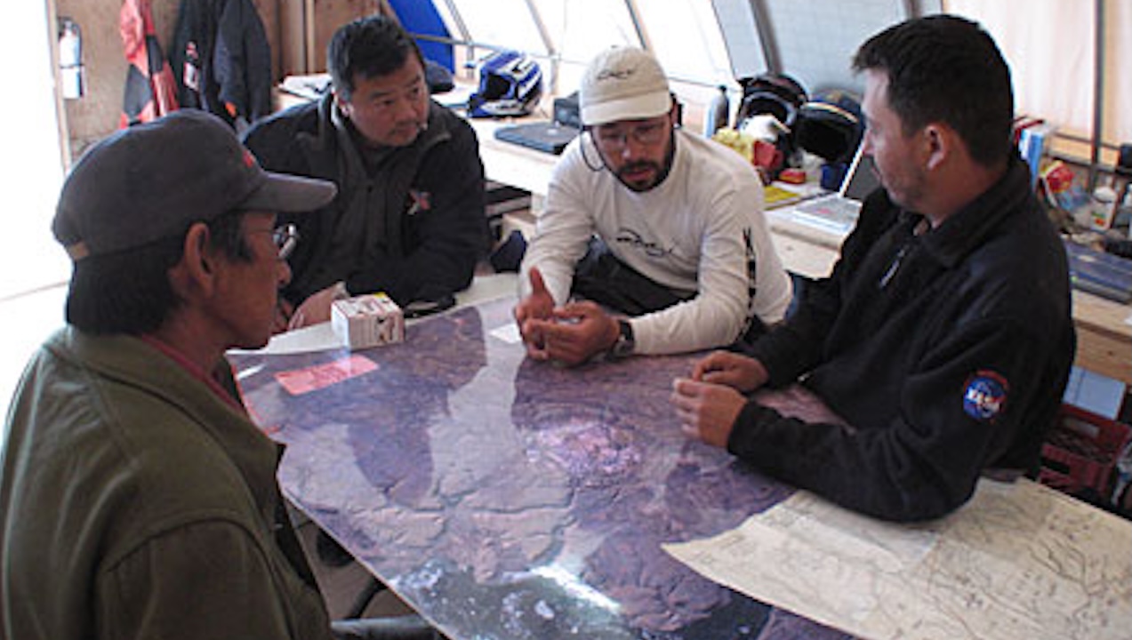 Keith Cowing’s Devon Island Journal – 15 July 2007: Surreal Landscapes and Late Evening Thoughts