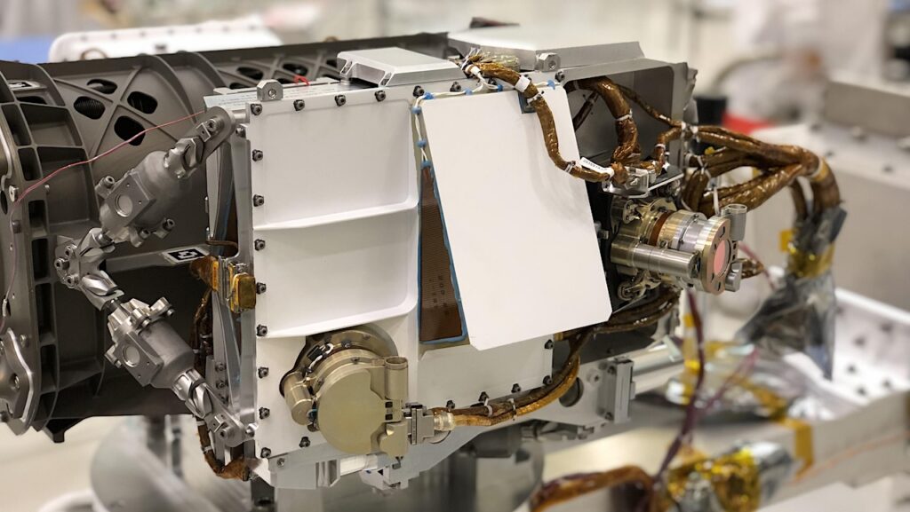 Kerogen Detection in Neoarchean and Eocene Microbialites via Deep UV Raman and Fluorescence Spectroscopy Using a SHERLOC Analog Instrument