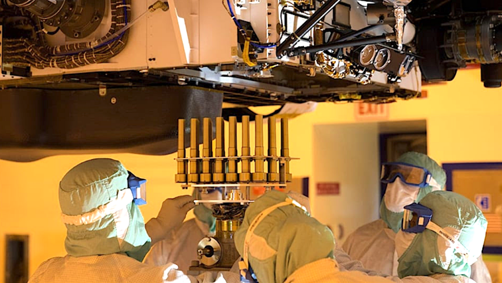 Limits of Terrestrial Life and the Probability of Growth on Mars: Call for Speakers and Topics