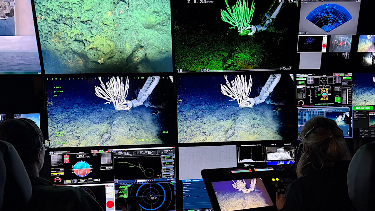 Ocean Planet Recon: MBARI and Monterey Bay Aquarium Complete Expedition to Guide Seamount